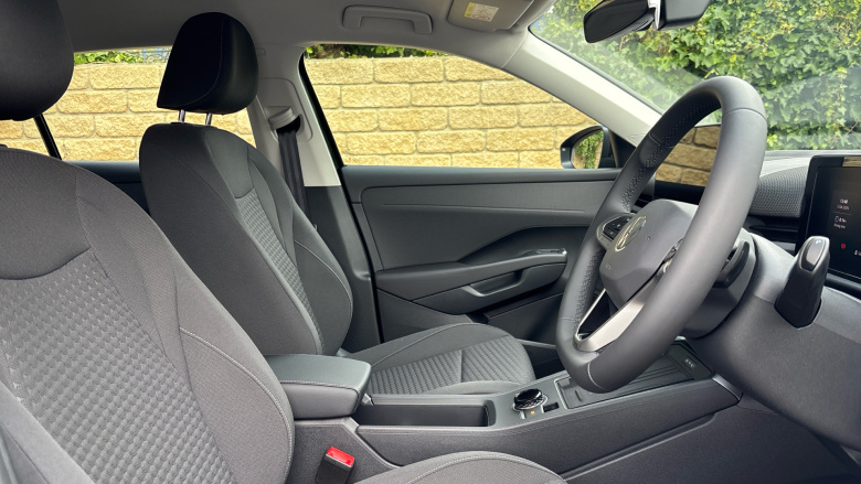 Volkswagen T-Roc 1.5 eTSI Life 5dr DSG Petrol Hatchback